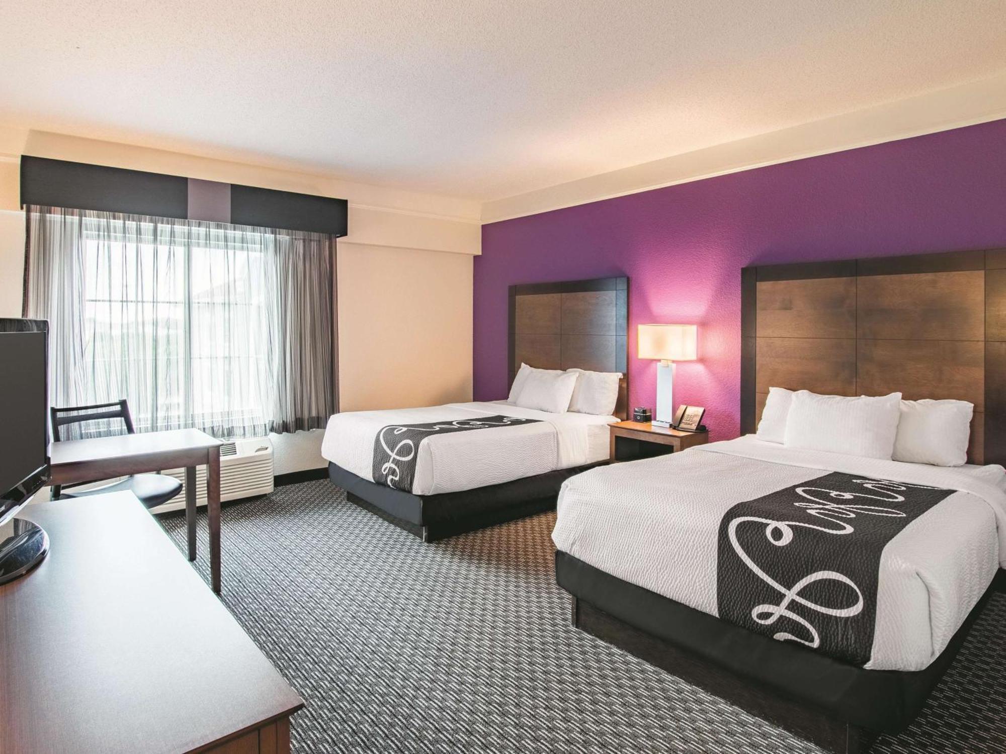 Double Room with Two Double Beds - Non-Smoking,1285023544:JPEG