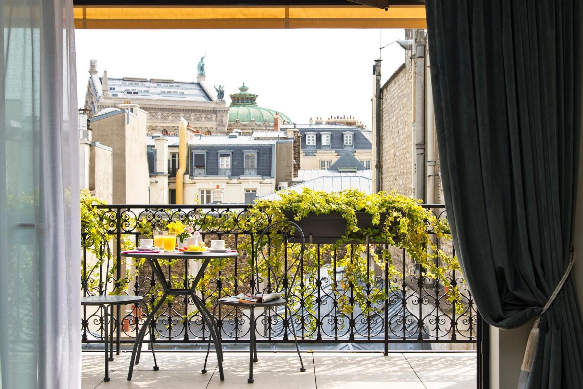 Deluxe Double or Twin Room Terrace