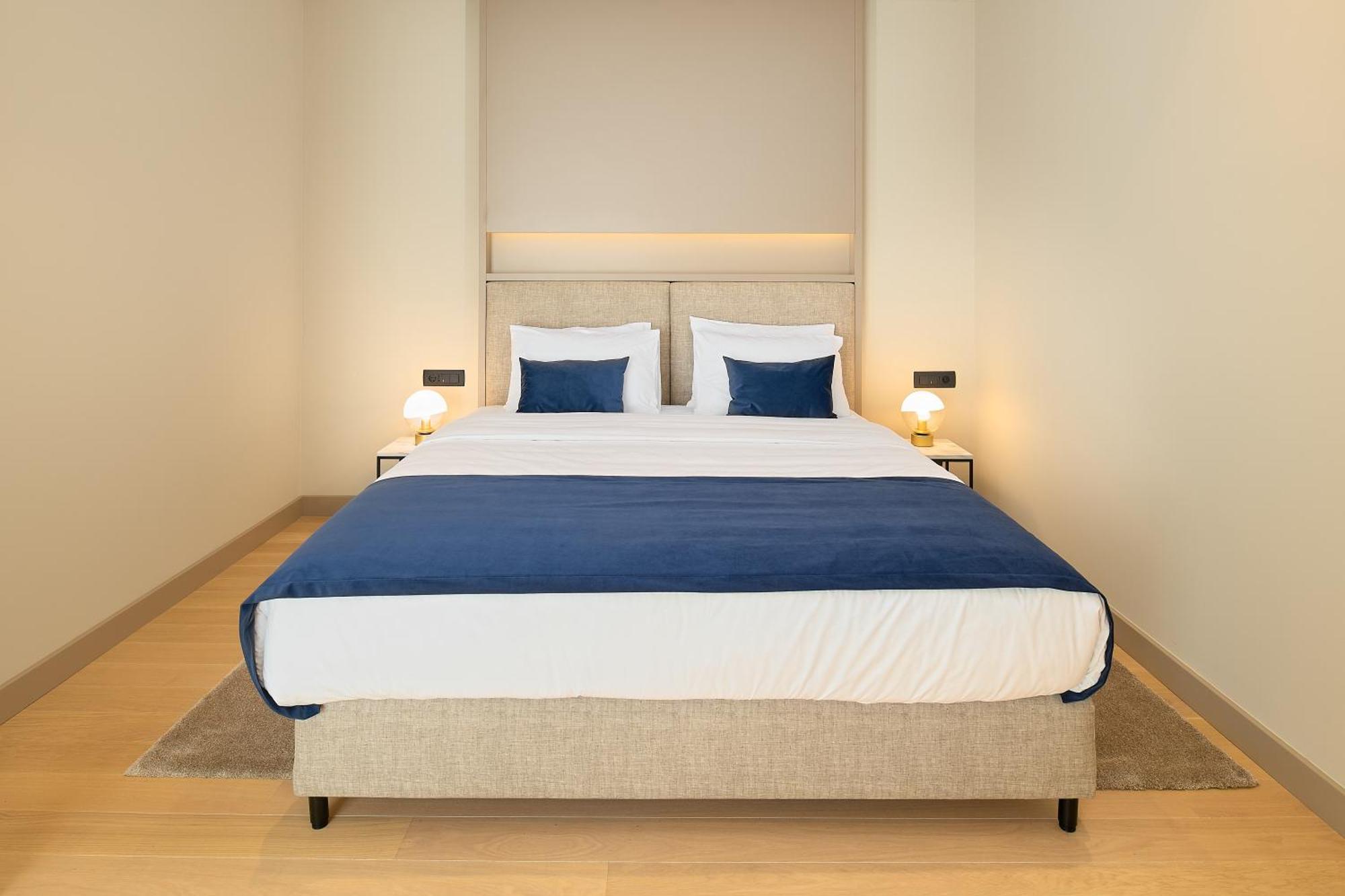 Superior Room King Bed