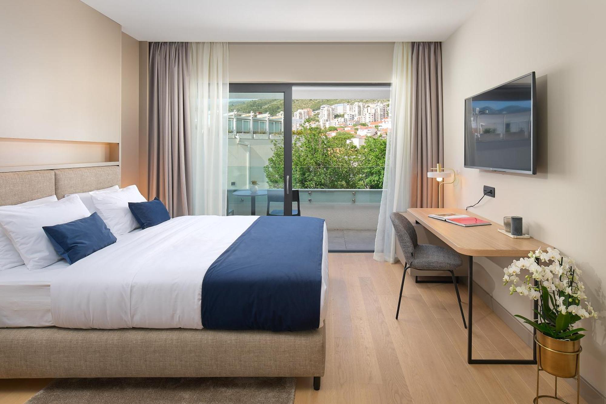 Deluxe Double Room Balcony
