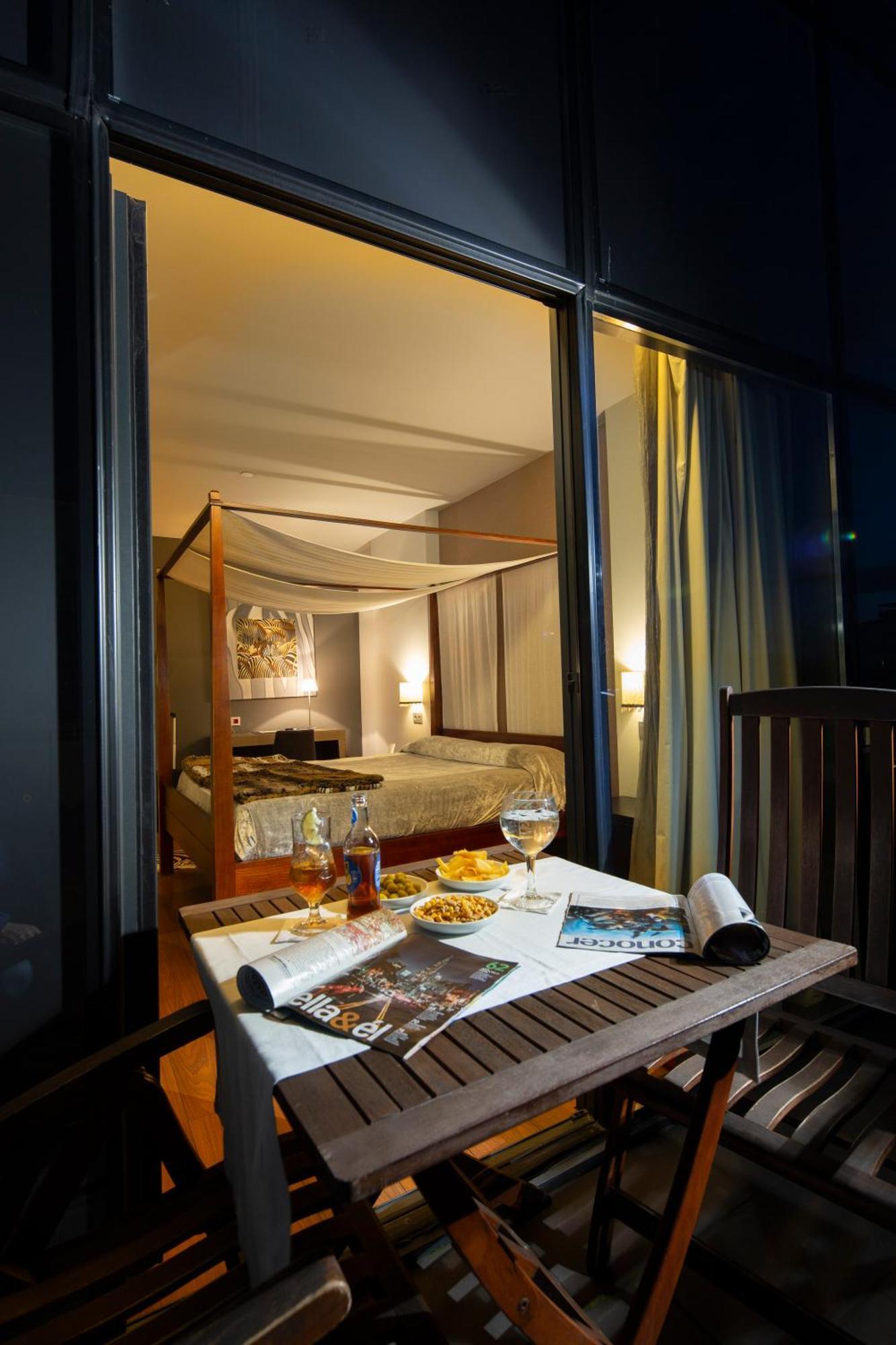 Double or Twin Room Terrace
