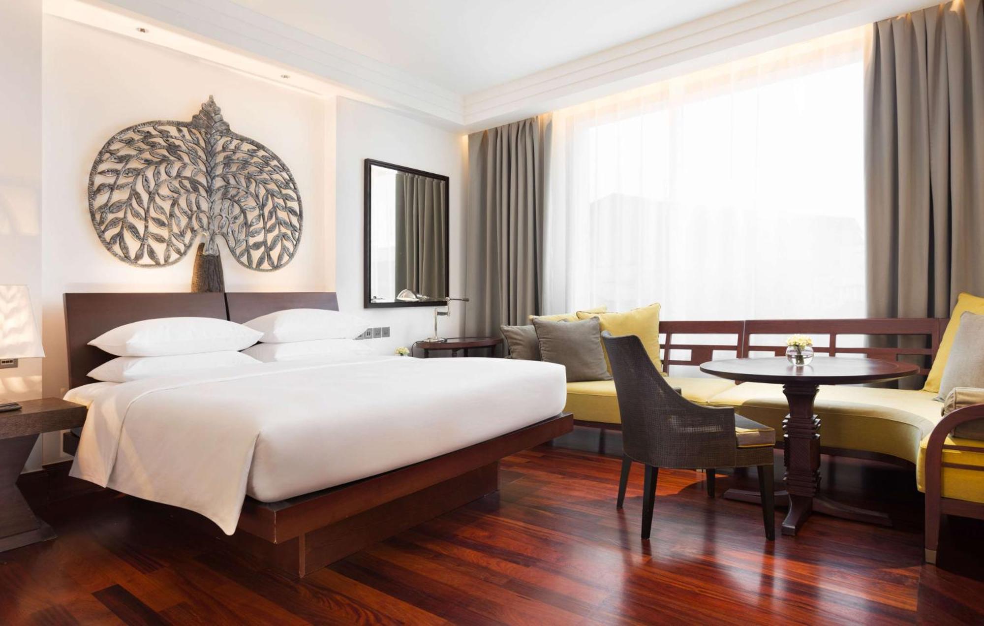 King Room Garden View