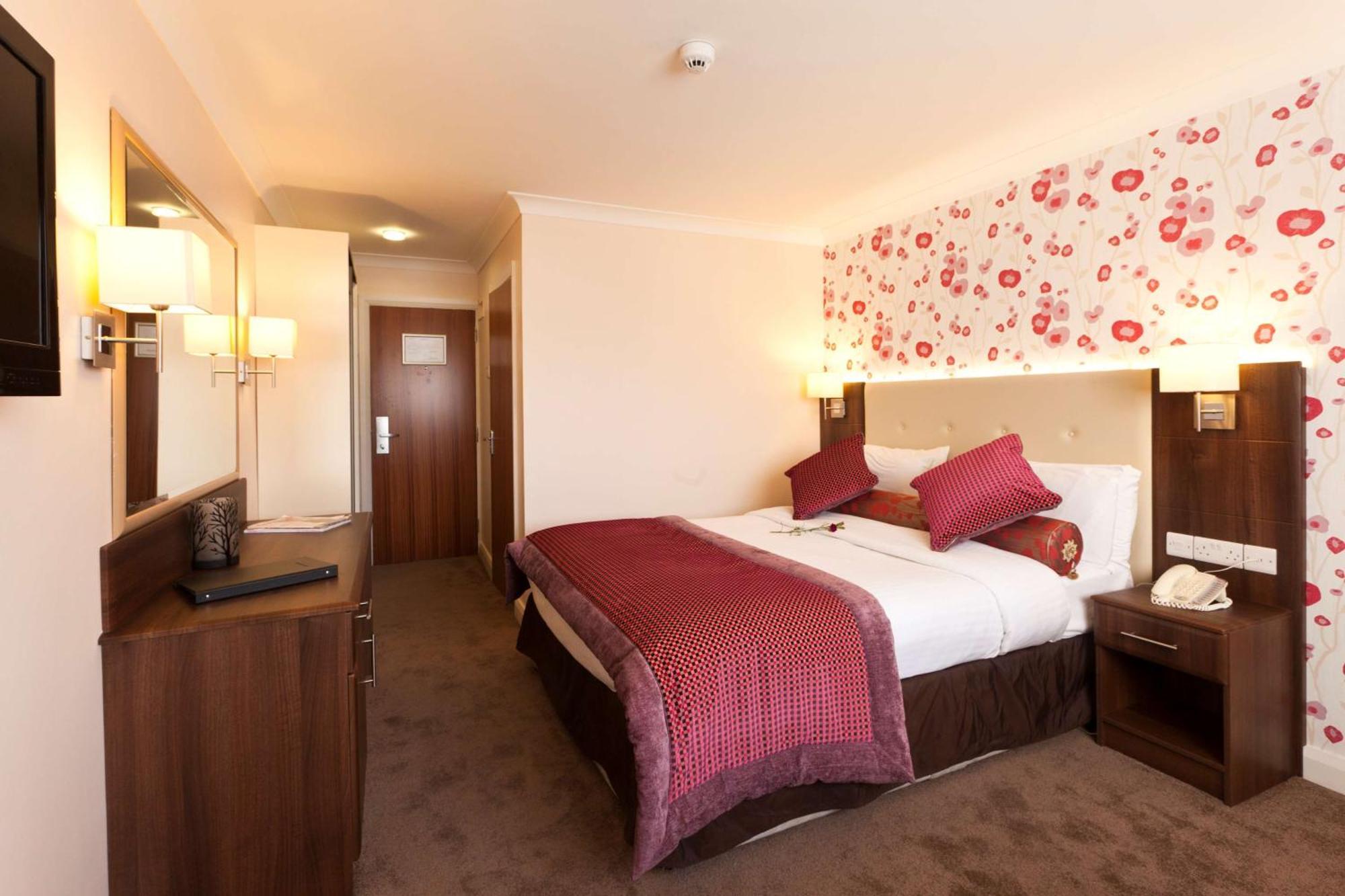 Double Room,1286812447:JPEG
