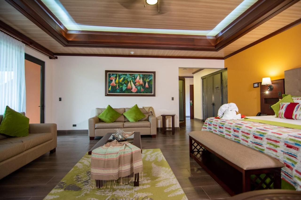 Master Suite Volcano View