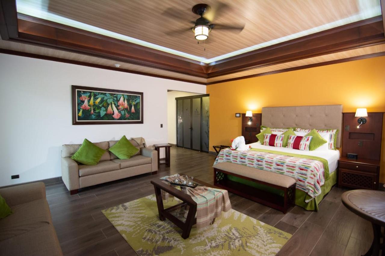 Master Suite Volcano View
