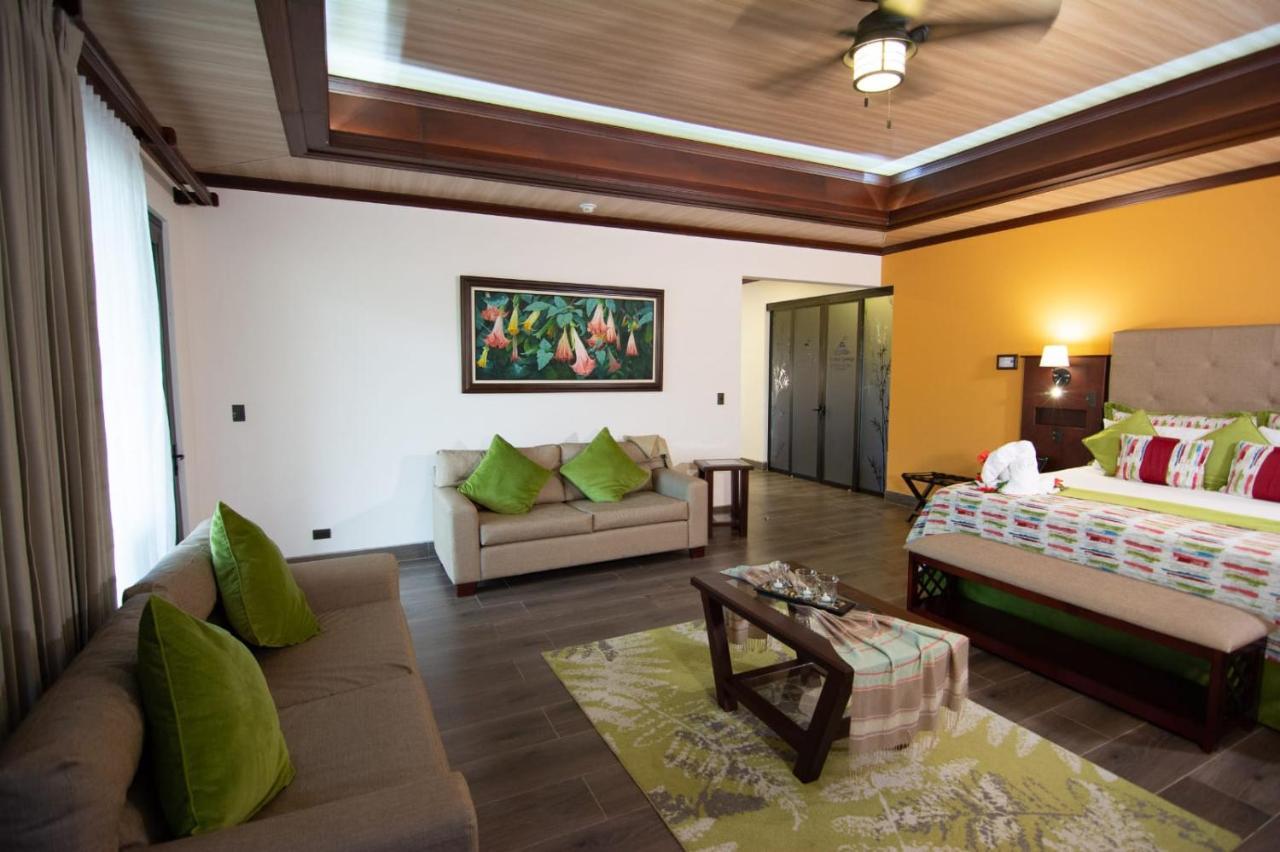 Master Suite Volcano View