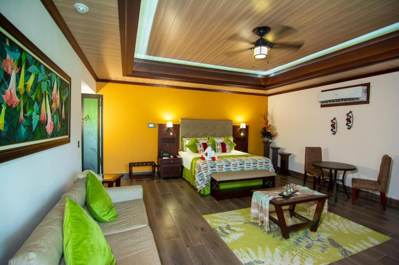 Master Suite Volcano View
