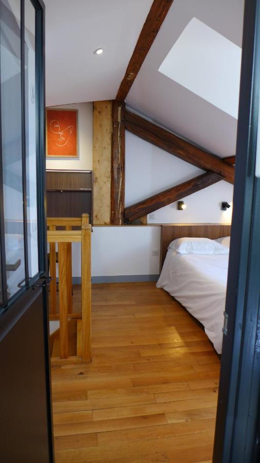 Double Room,1287888325:JPEG