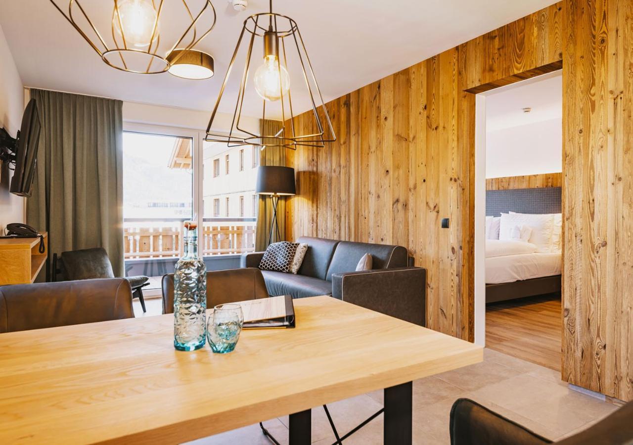 Two-Bedroom Suite Sauna,990855538:JPEG