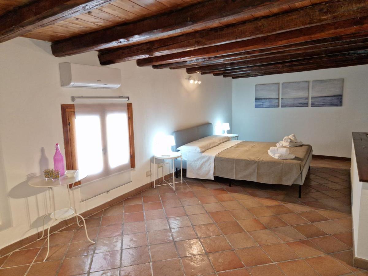 Basic Triple Room