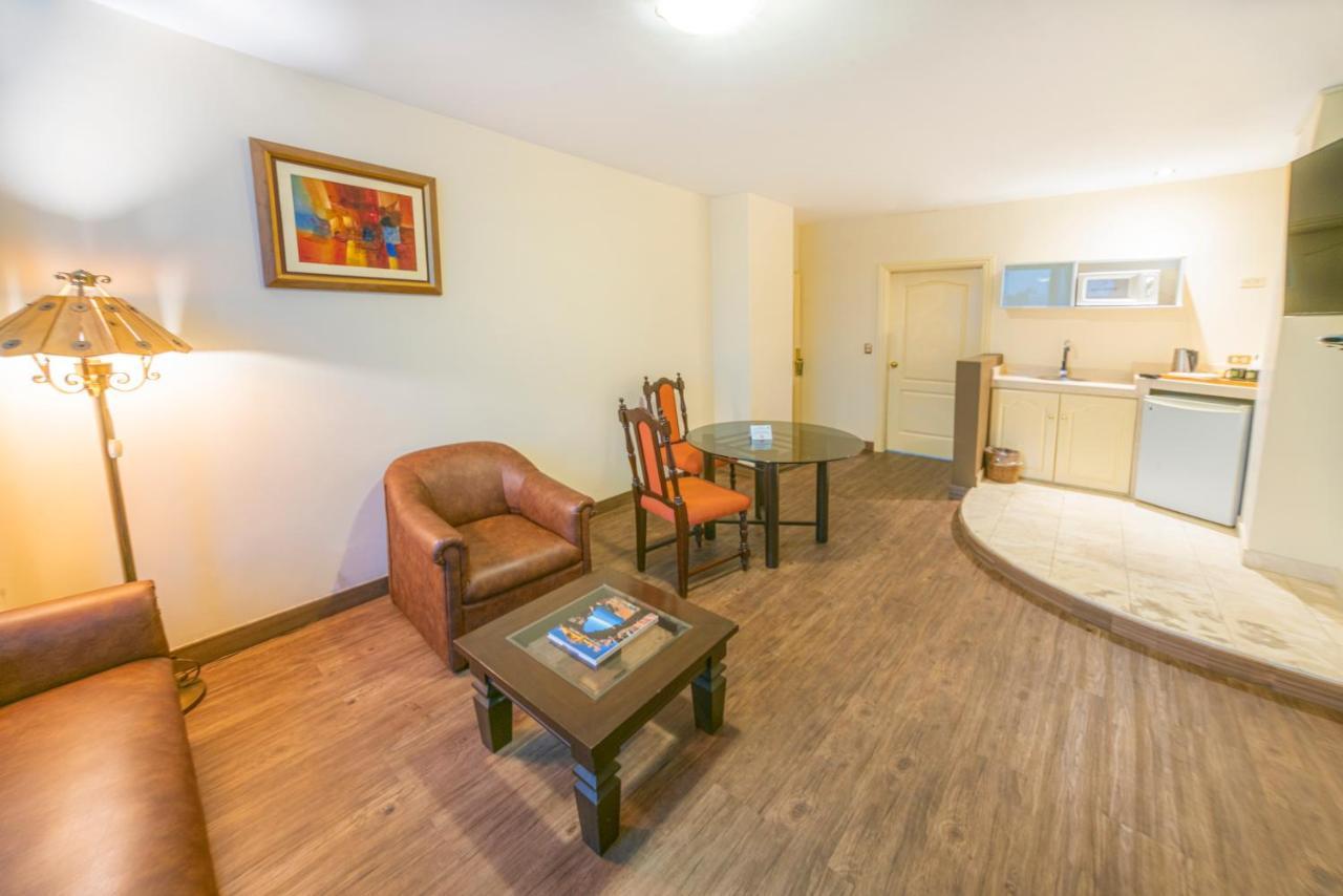 Senior Suite