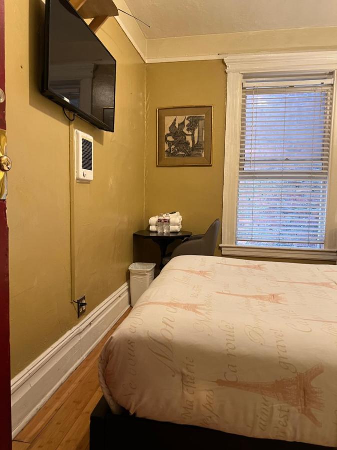 Basic Double Room