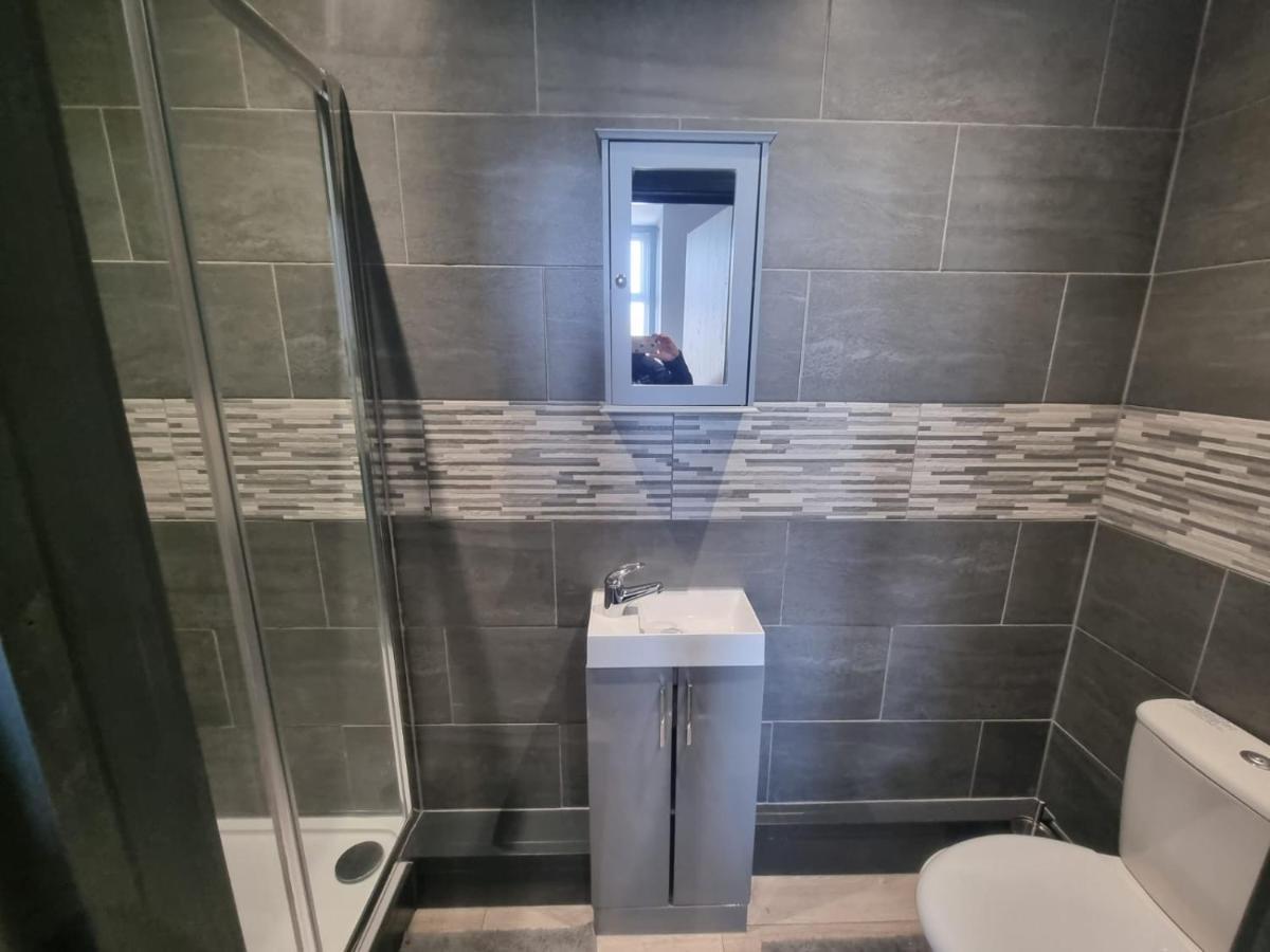 Double Room Private Bathroom,1289727244:JPEG