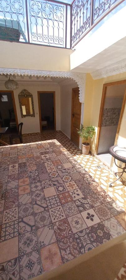 Chambre Triple avec Salle de Bains Privative