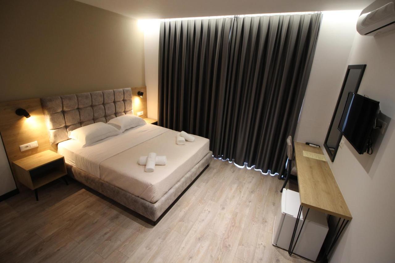 Quarto Duplo com Varanda e Vista do Mar