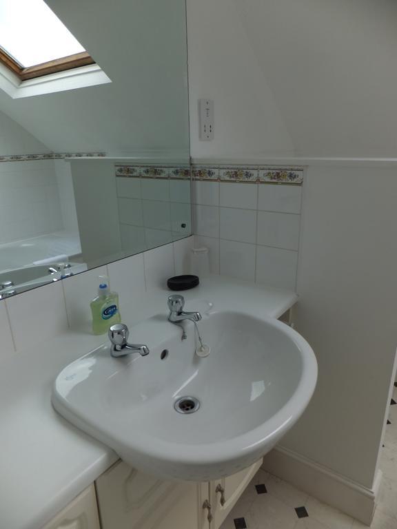 Double Room Private Bathroom,136225197:JPEG