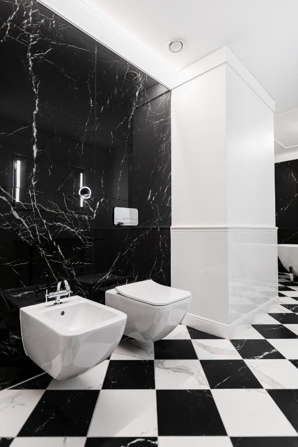 Deluxe Double Room Bath