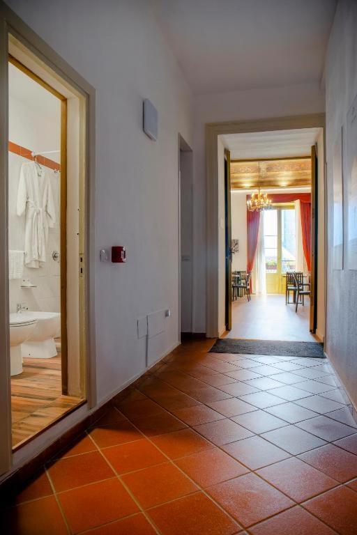 Double Room Private External Bathroom