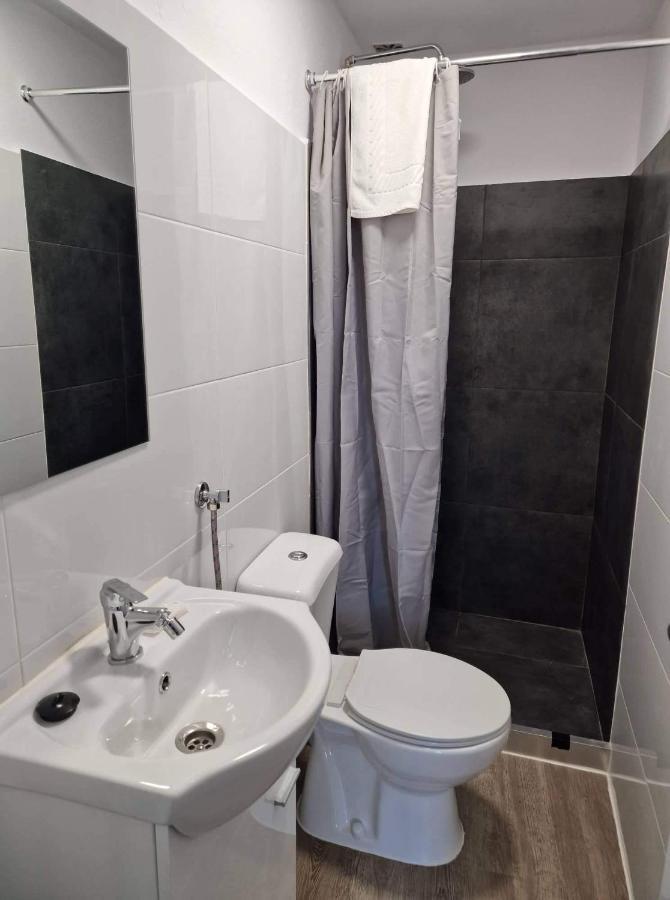 Deluxe Double Room with Balcony and Sea View,1291282528:JPEG