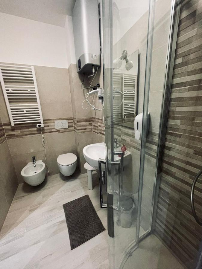 Triple Room Private Bathroom