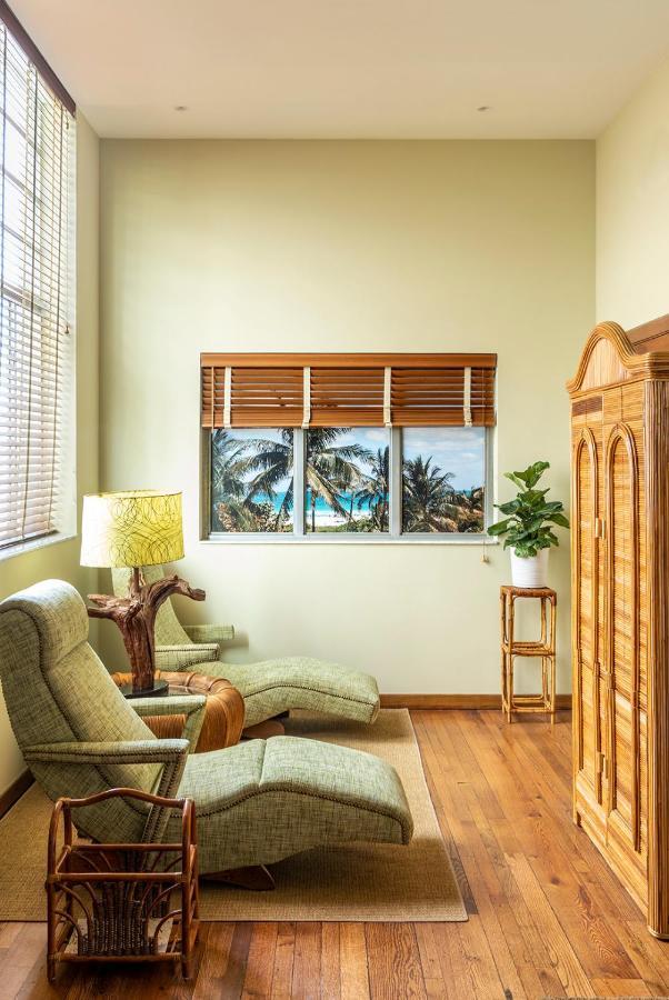 Deluxe King Suite Accessible