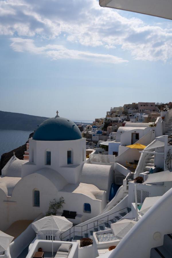 Suite Outdoor Plunge Pool Balcony Blue Domes View