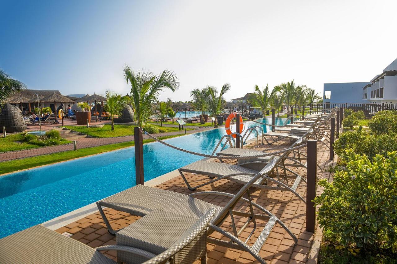 Quarto Duplo Deluxe com Acesso à Piscina