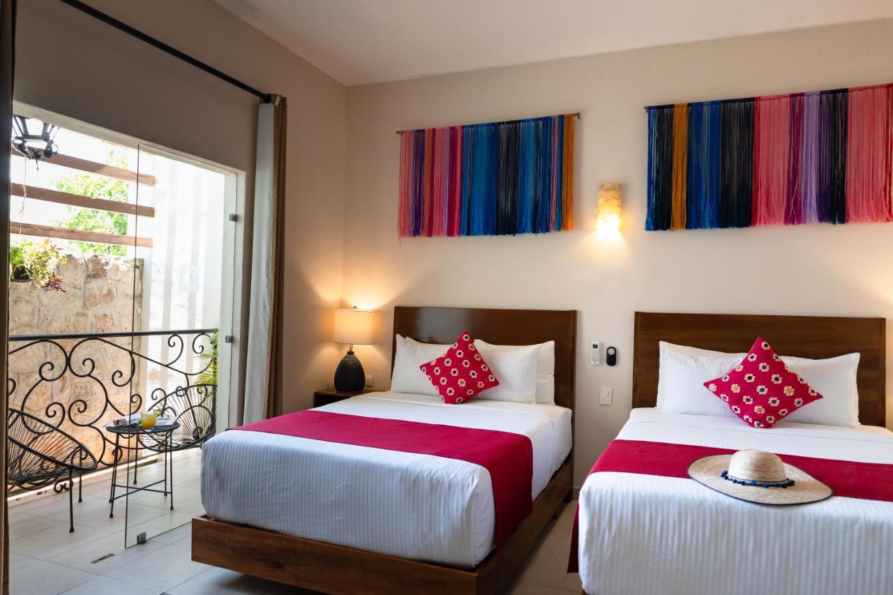 Standard Queen two Queen Beds