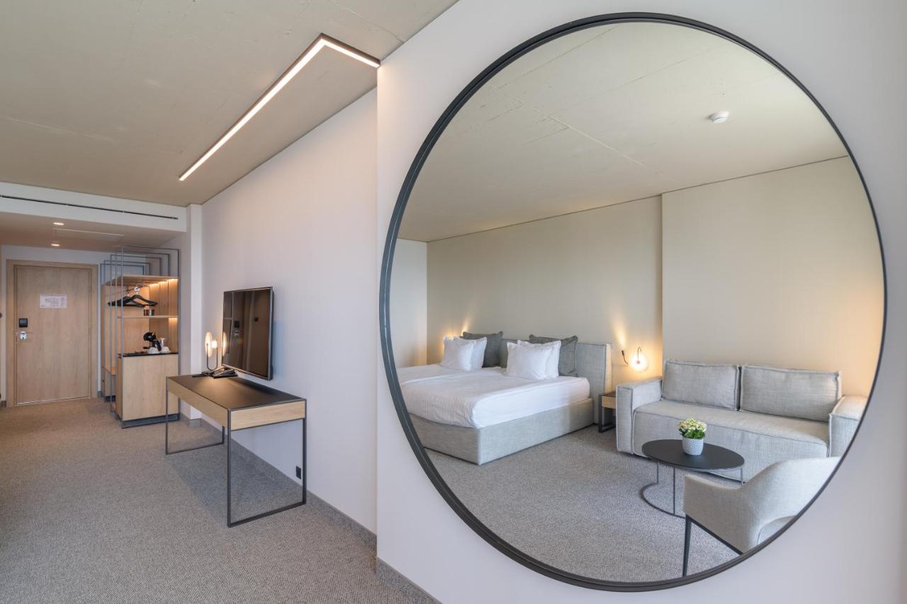 Superior Twin Room Balcony Park View unlimited access to Health Spring Spa