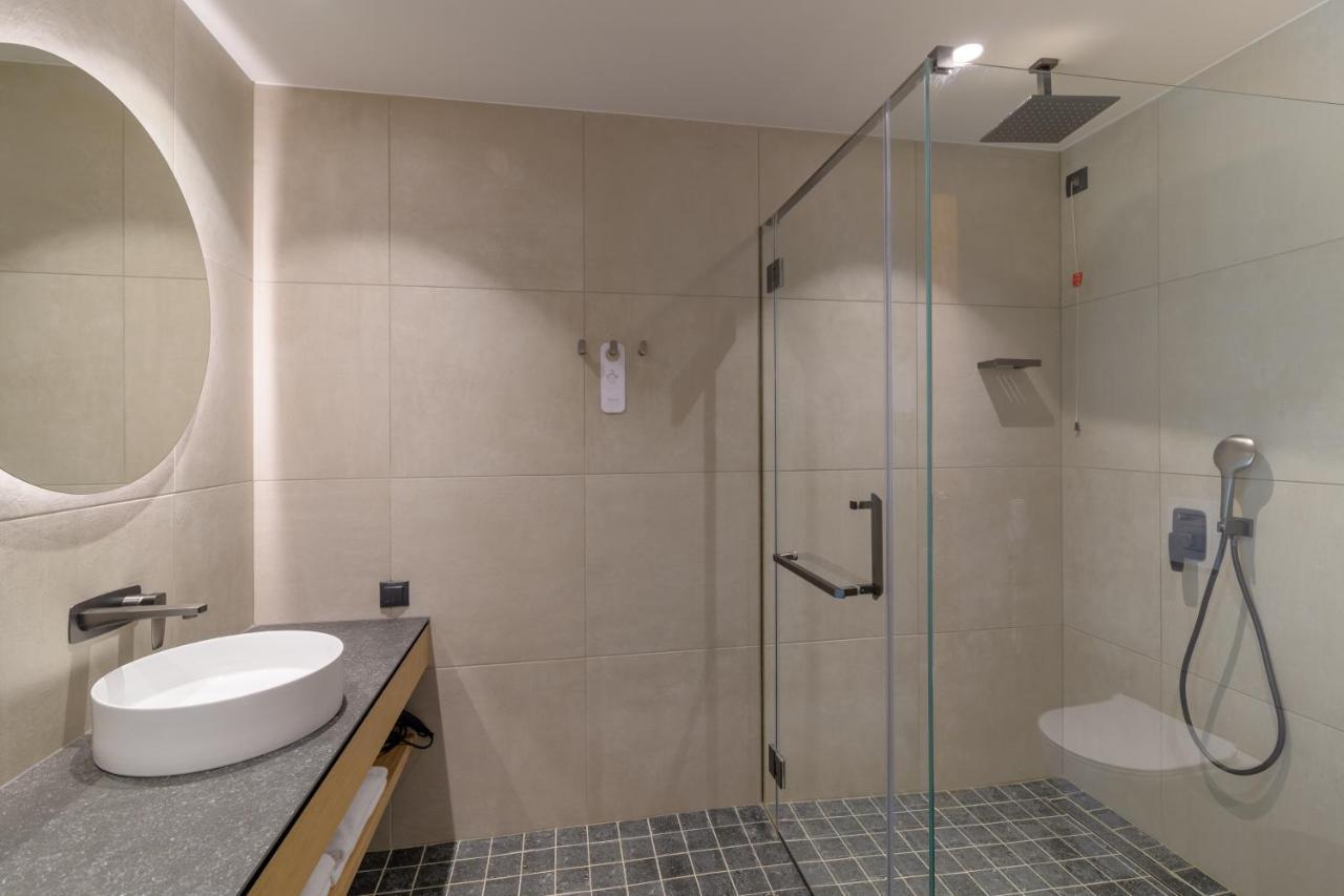 Superior Twin Room Balcony Park View unlimited access to Health Spring Spa