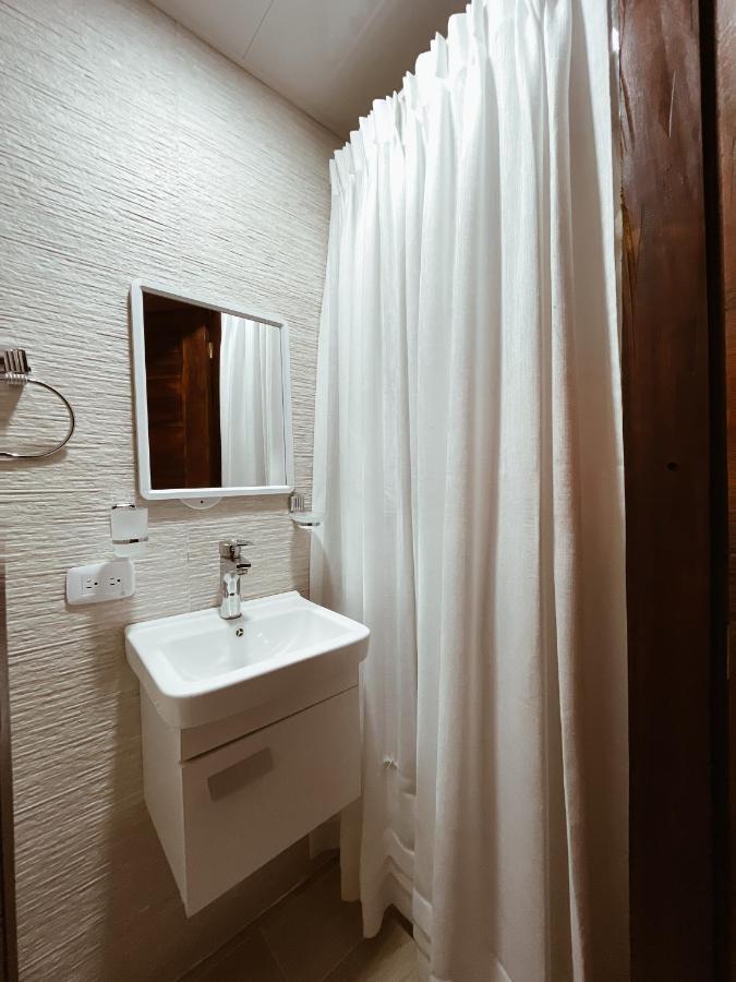Deluxe Queen Studio