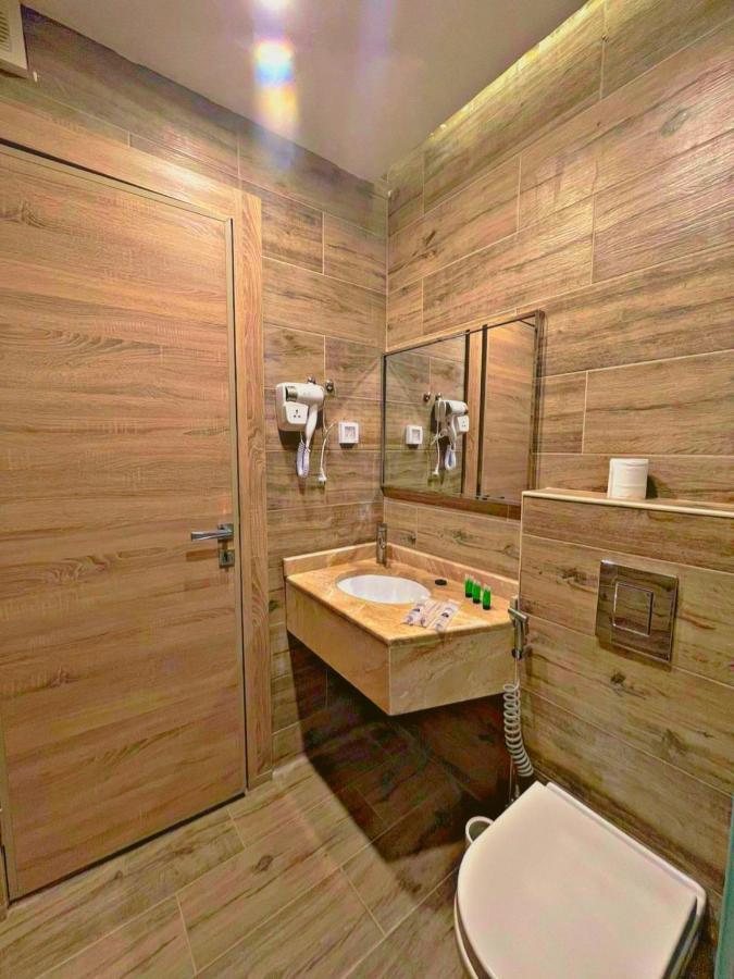 Chambre Triple – Vue sur Montagne