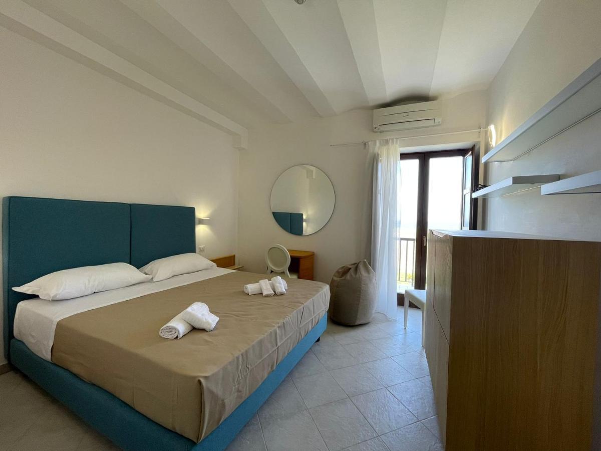 Quarto Duplo