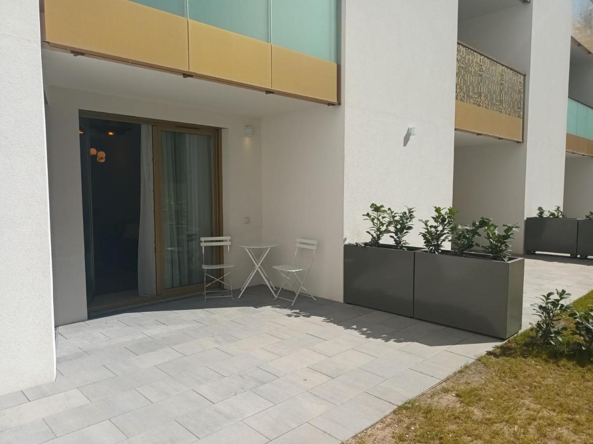 One bedroom suite balcony