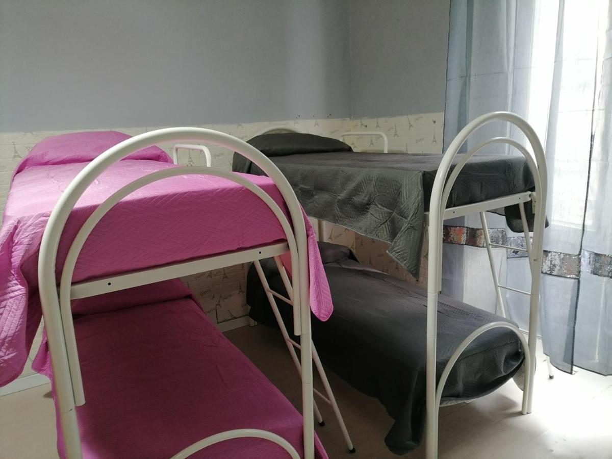 Bed 6-Bed Female Dormitory Room