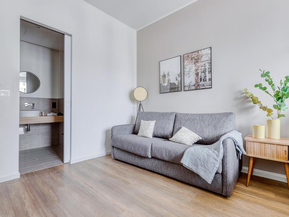 Comfort Suite with Sofa Bed,1298142133:JPEG