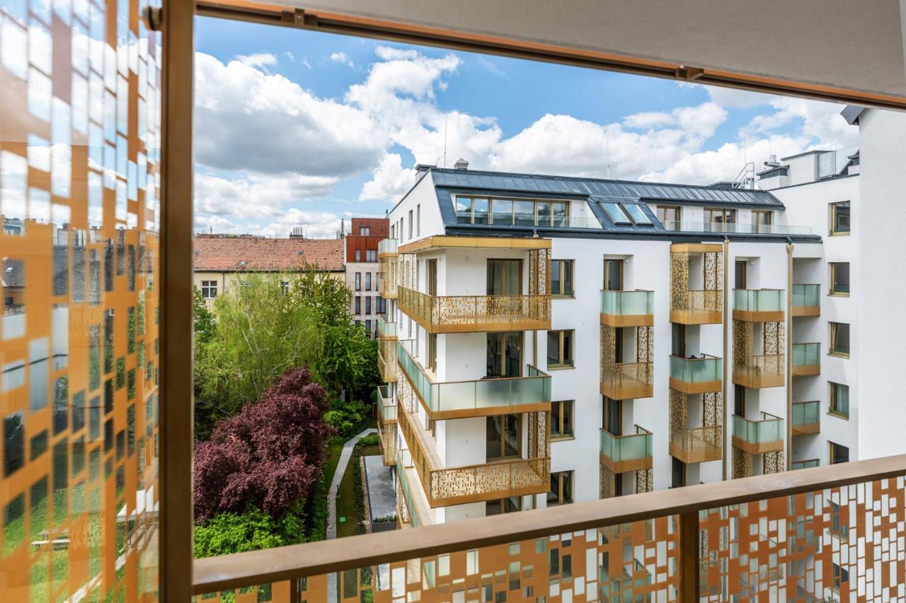 Superior Studio Balcony