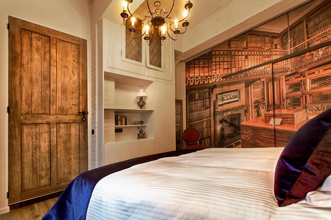 Deluxe Double Room with Queensize Bed