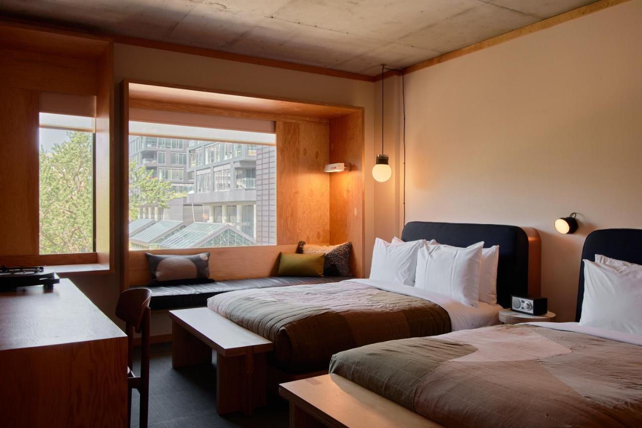 Quadruple Room,1349790706:JPEG