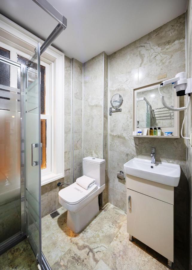 Economy Double or Twin Room Basement