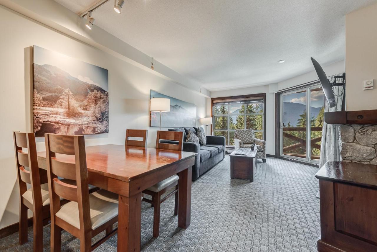 Suite Mountain View Full Kitchen