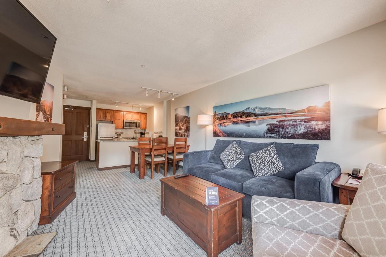 One Bedroom Slopeside Suite Full Kitchen