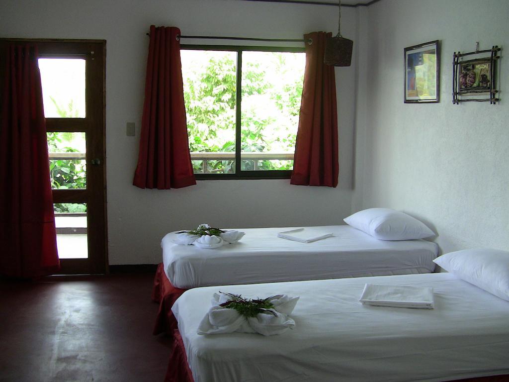 Standard Air-conditioned Room with Free Round Trip Boat Transfers from Lualhati Park