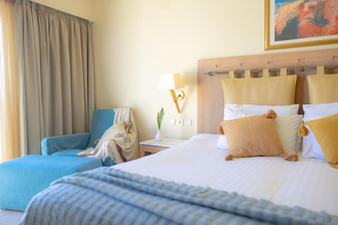Twin Room Sea Front