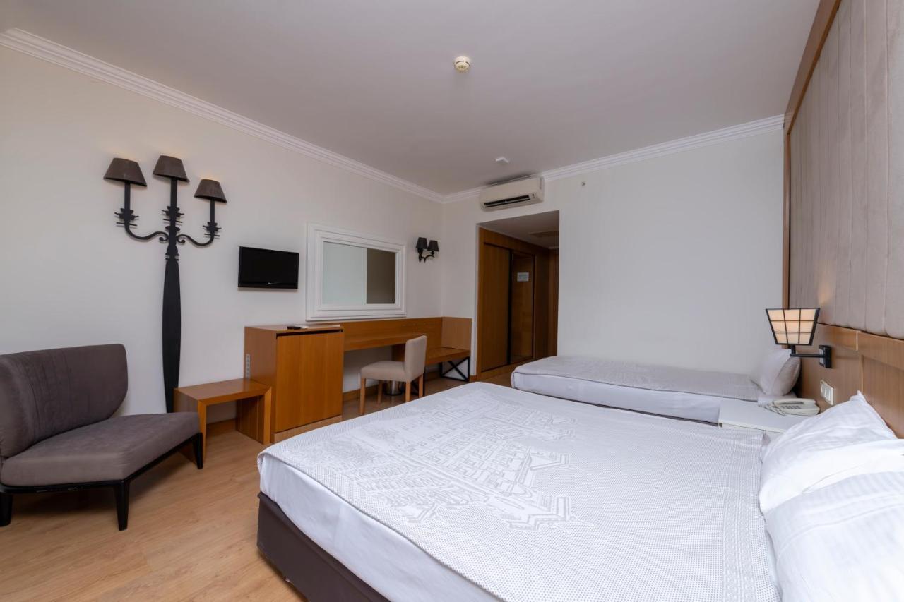 Budget Double Room,1301693512:JPEG