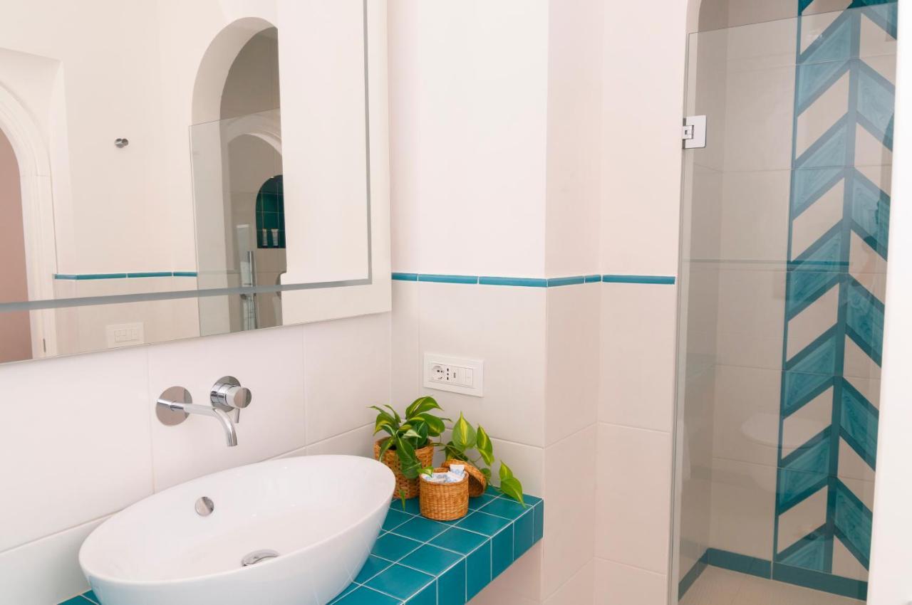 Double or Twin Room Sea View