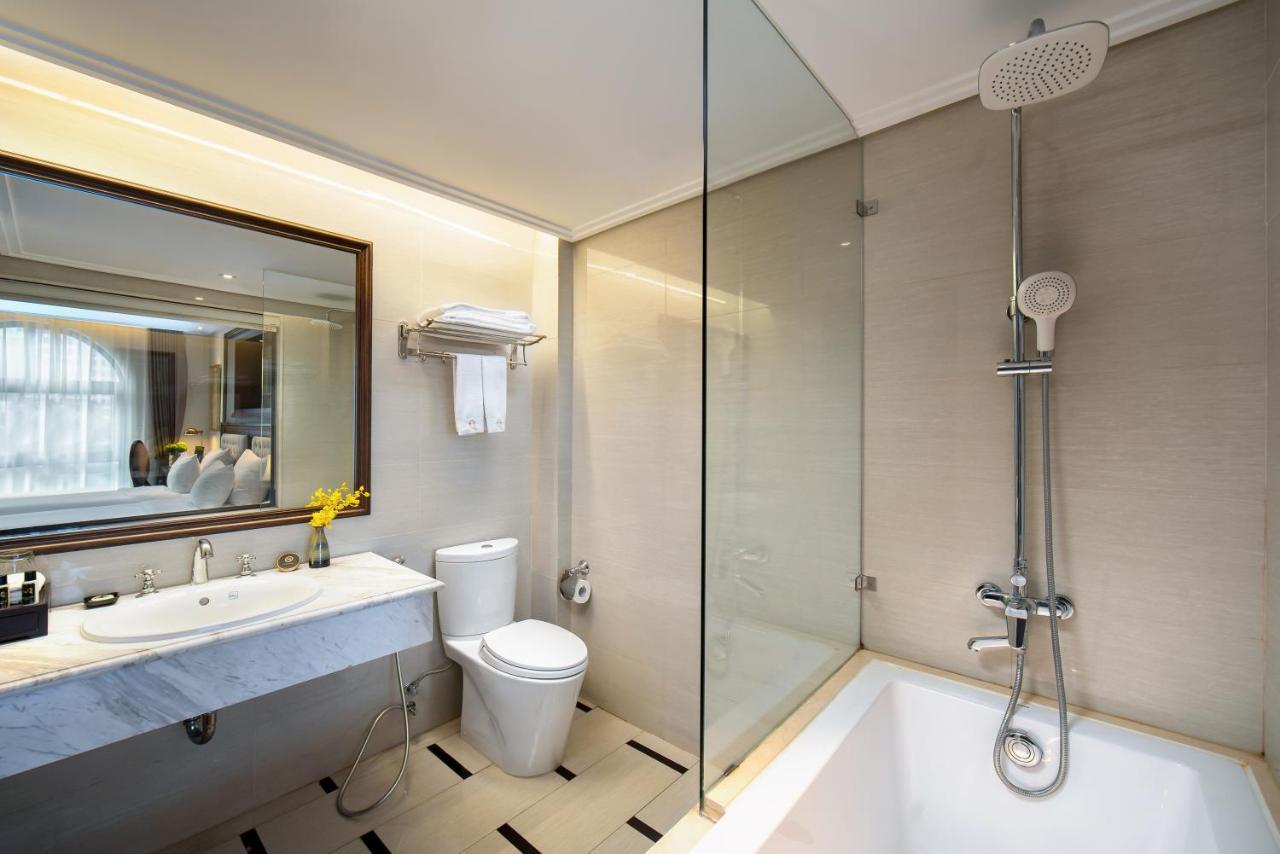 Deluxe Double or Twin Room City View