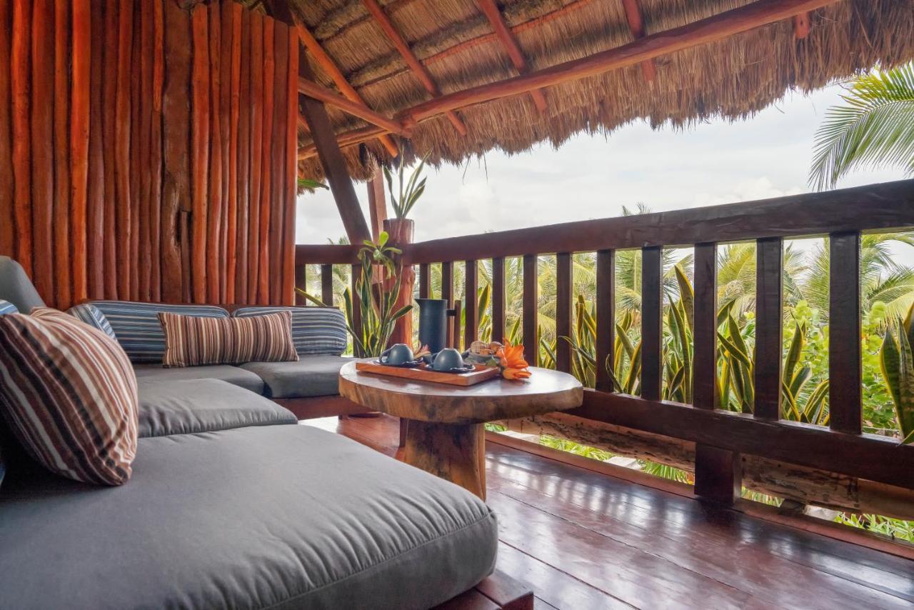 Partial Ocean View Room 2 full beds 2nd Floor