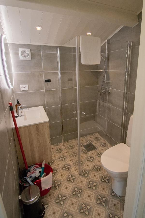 Deluxe Two-Bedroom Cottage