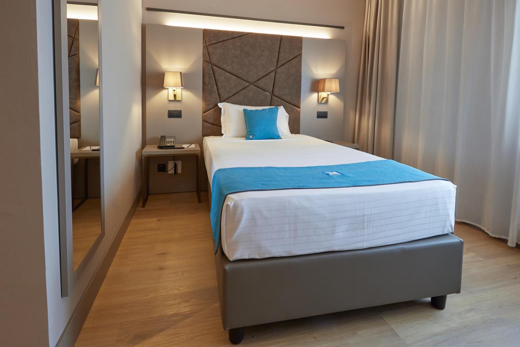 Single Room Small Double Bed
